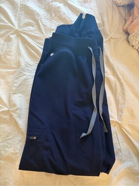 Figs Men's Navy Jogger Sweatpants with Contrast Drawstrings